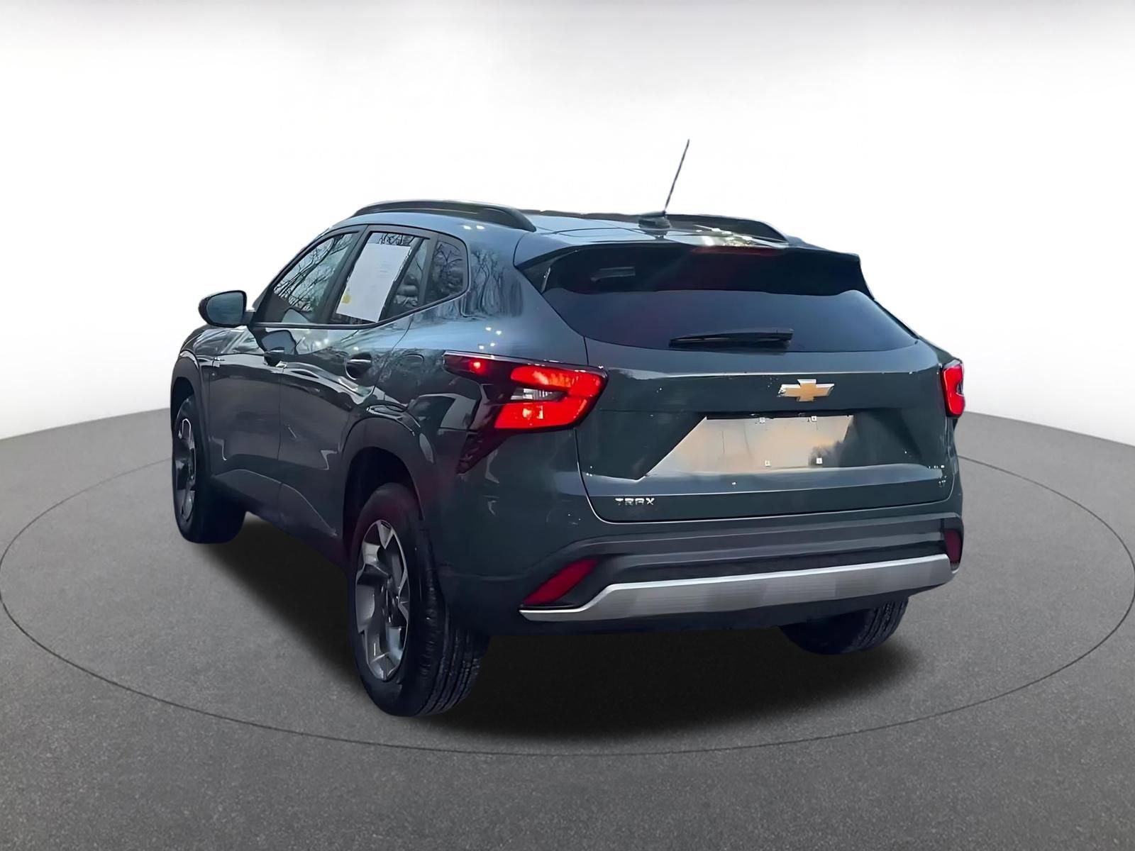 Thumbnail: 2025 Chevrolet Trax - 11