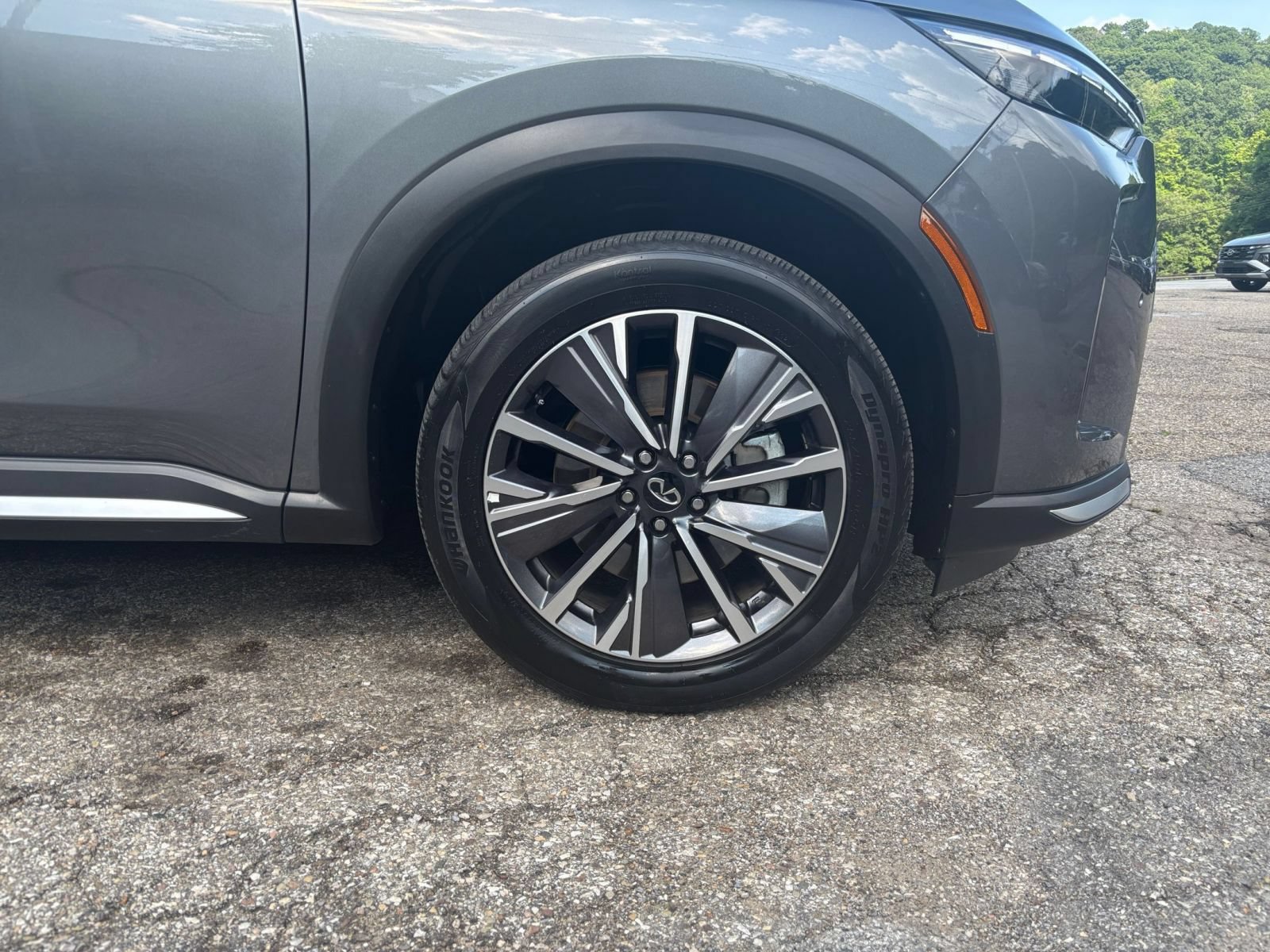 Thumbnail: 2026 INFINITI QX60 - 35