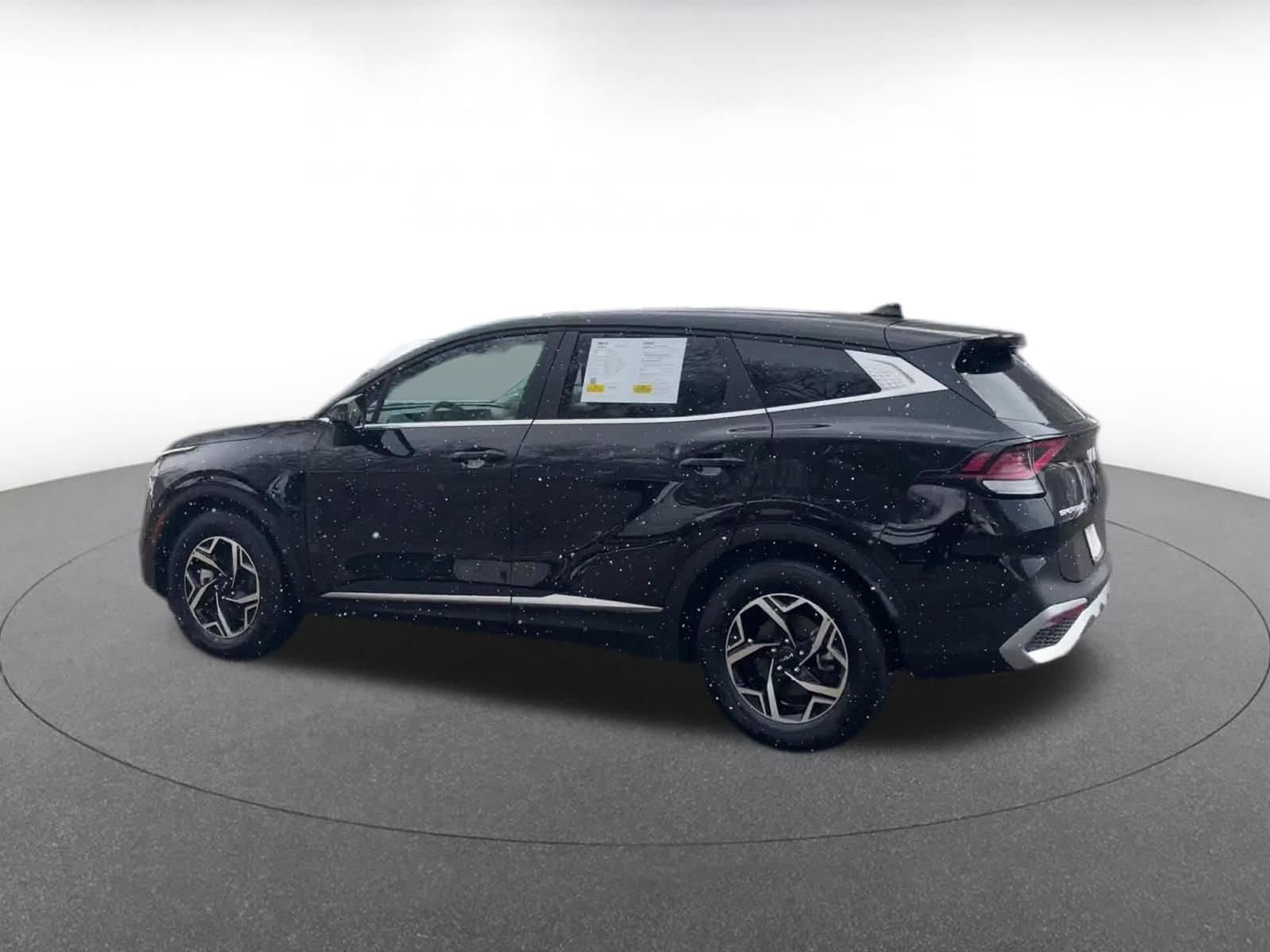 Thumbnail: 2025 Kia Sportage - 10