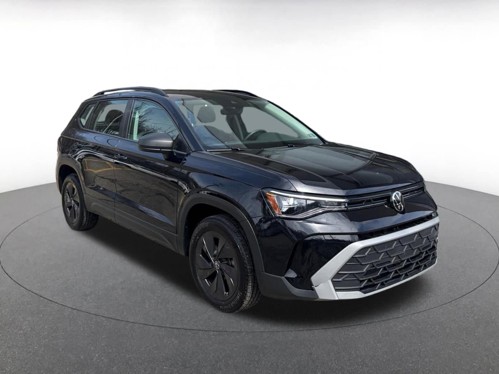 Thumbnail: 2025 Volkswagen Taos - 1