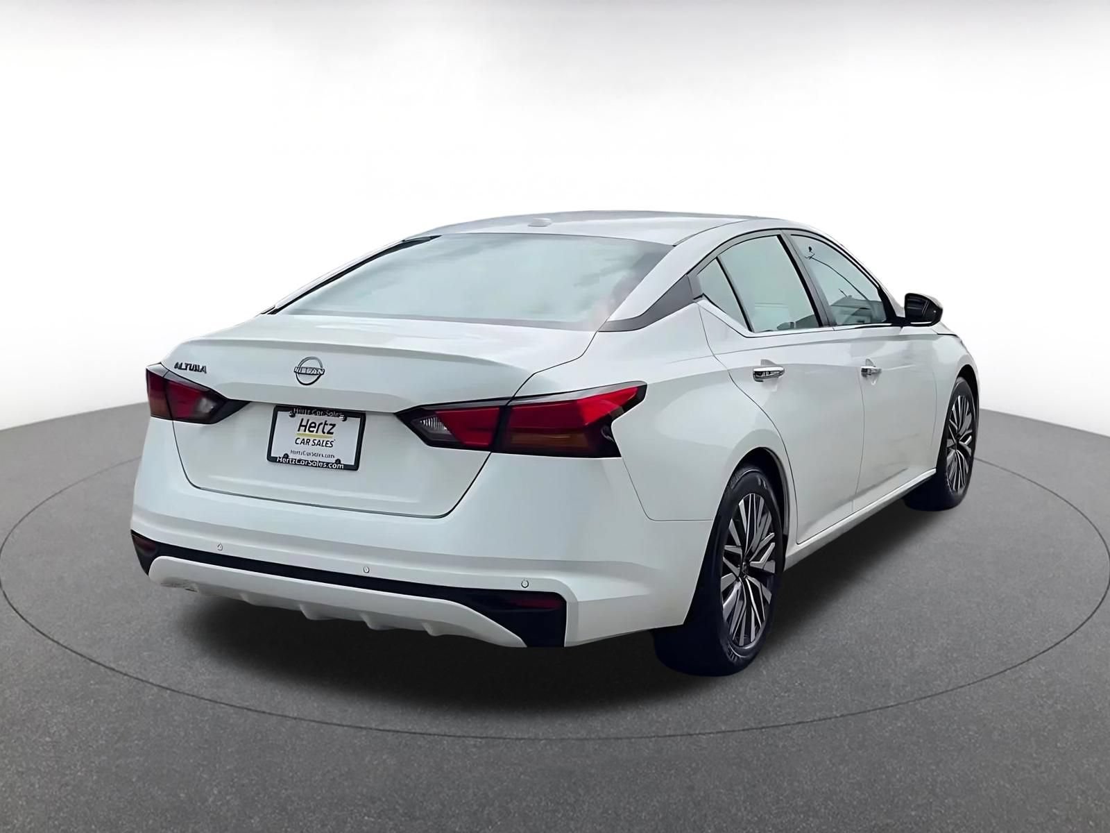 Thumbnail: 2025 Nissan Altima - 14