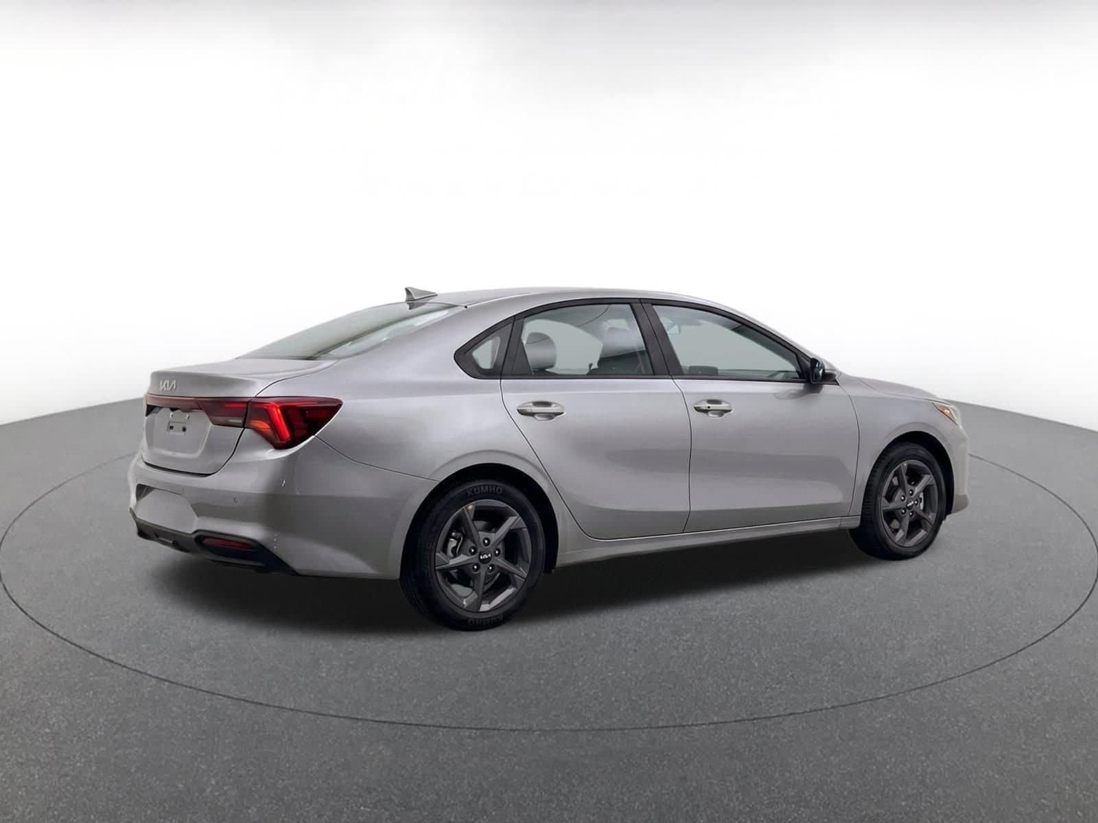 Thumbnail: 2025 Kia K4 - 9