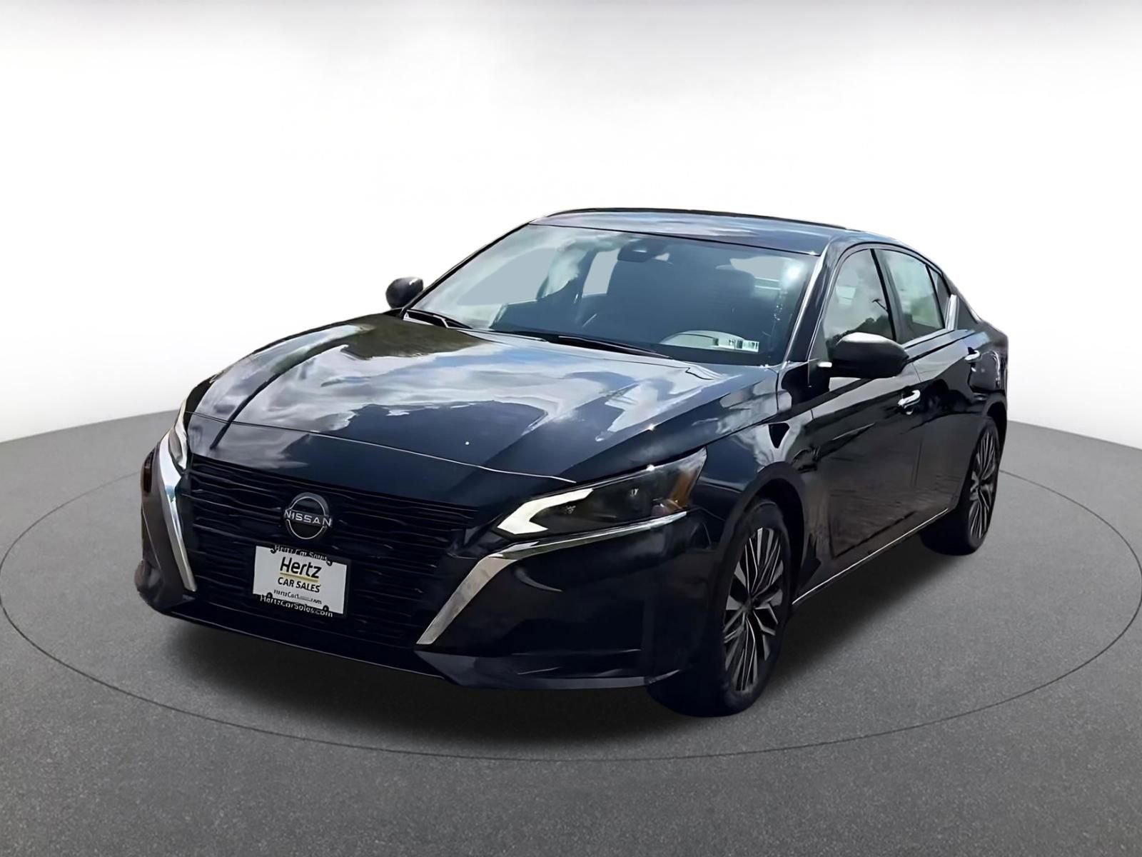 Thumbnail: 2025 Nissan Altima - 7