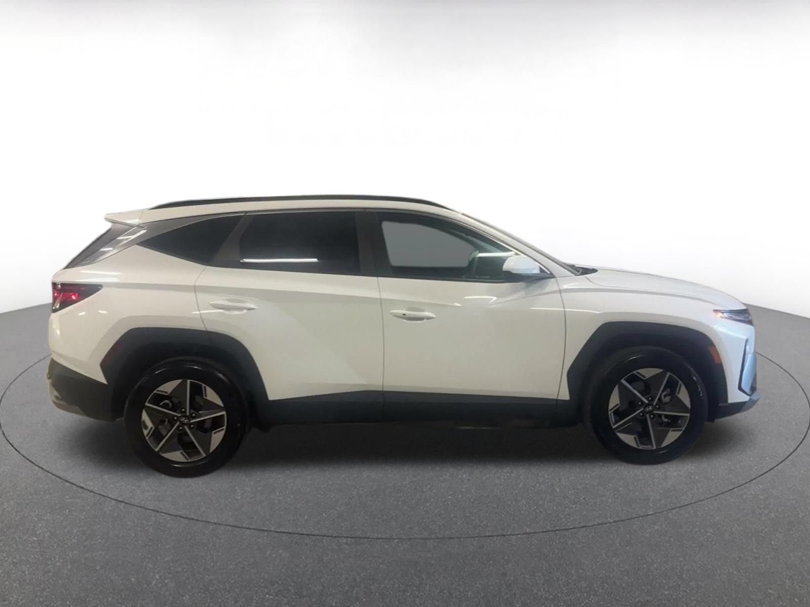 Thumbnail: 2026 Hyundai Tucson - 15