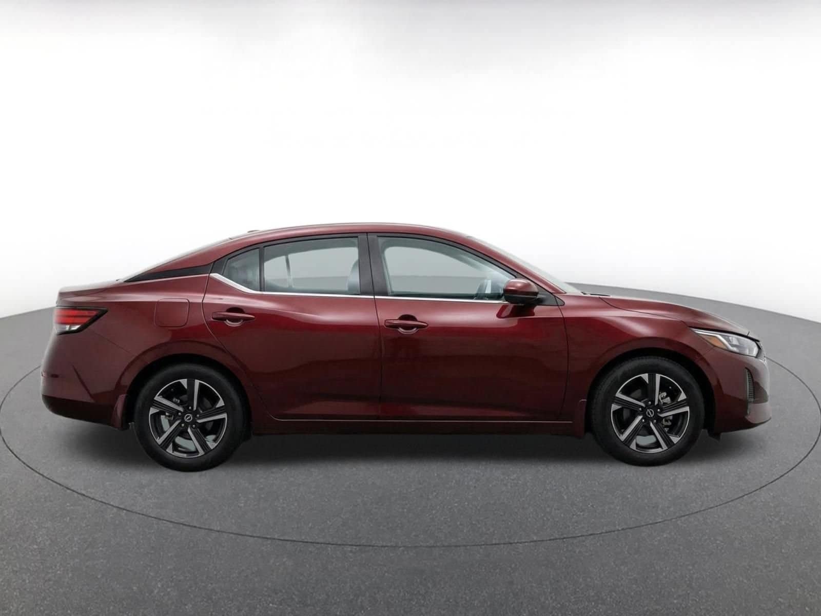 Thumbnail: 2025 Nissan Sentra - 11