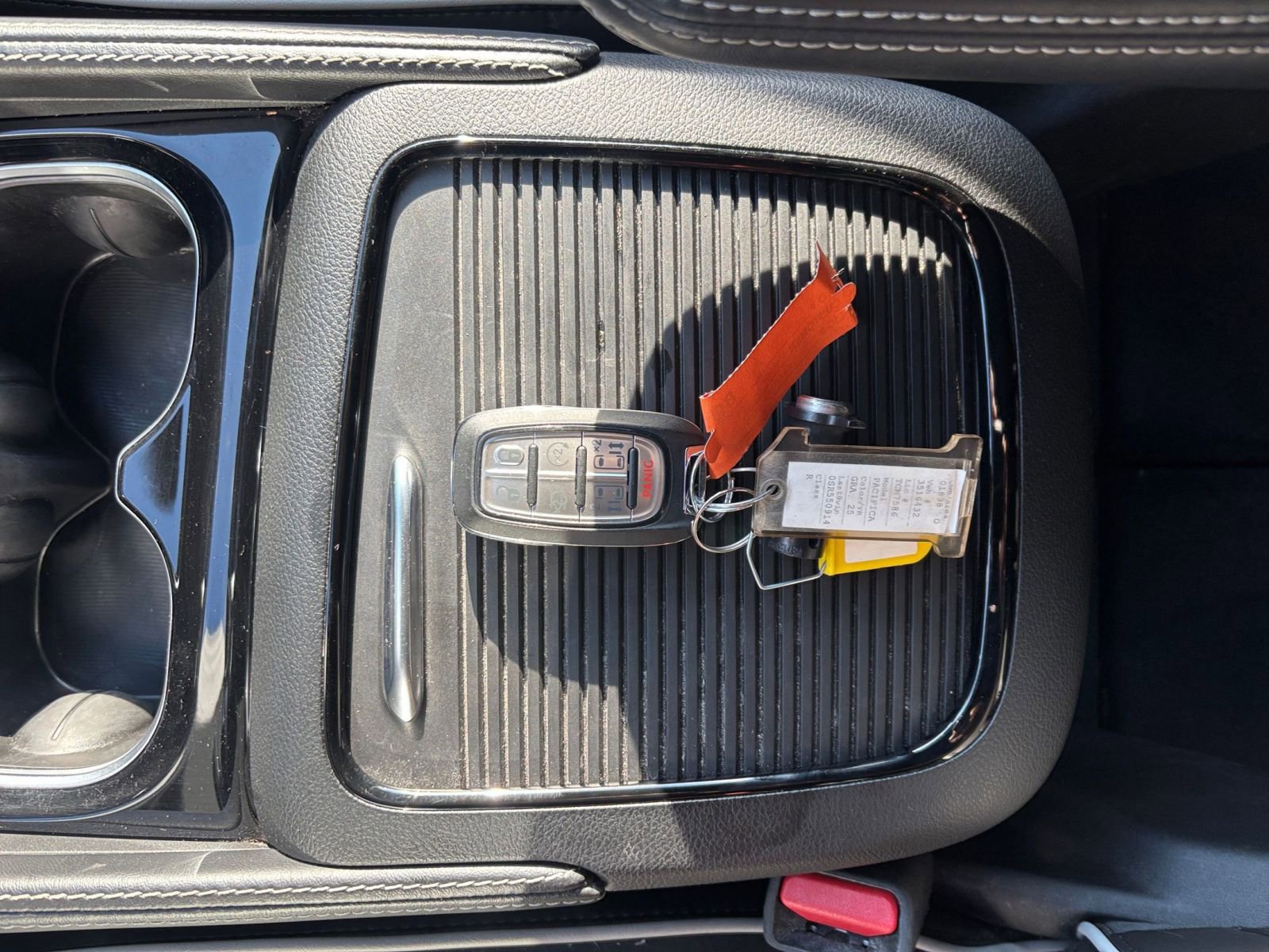 Thumbnail: 2025 Chrysler Pacifica - 21