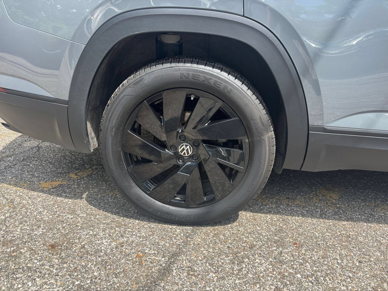 Thumbnail: 2026 Volkswagen Atlas - 28