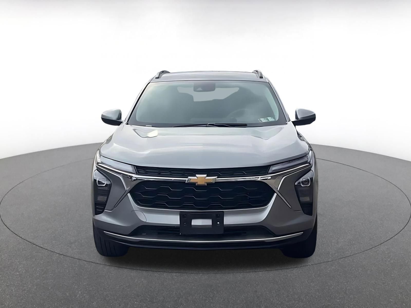 Thumbnail: 2025 Chevrolet Trax - 4