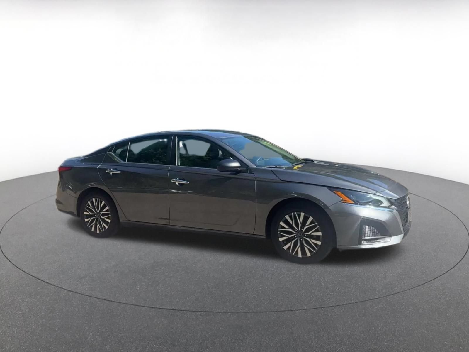 Thumbnail: 2025 Nissan Altima - 2