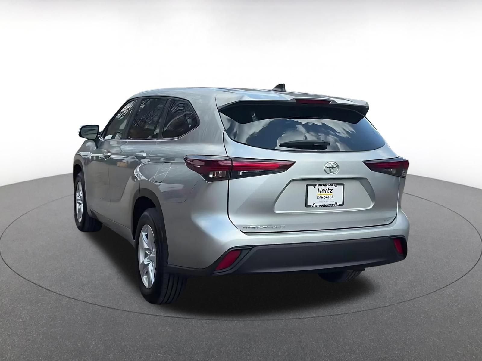 Thumbnail: 2025 Toyota Highlander - 7