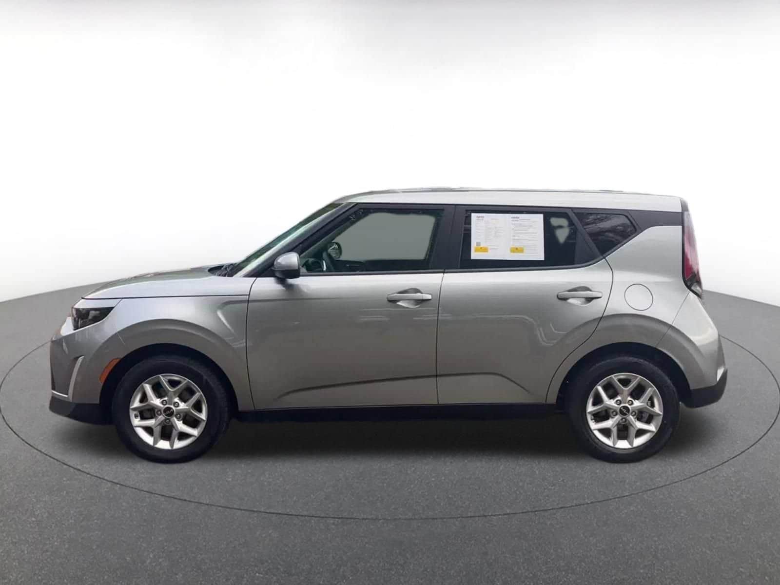 Thumbnail: 2025 Kia Soul - 9