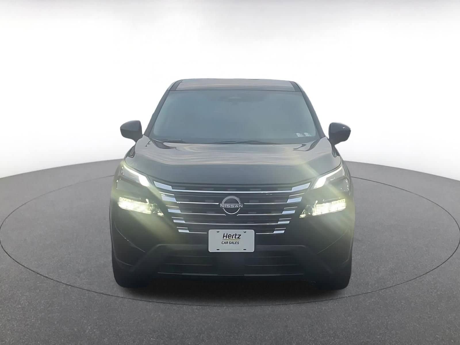 Thumbnail: 2025 Nissan Rogue - 4