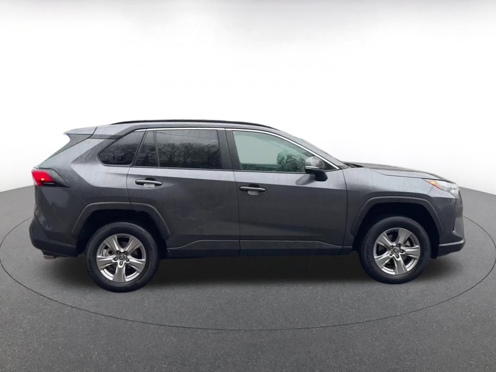 Thumbnail: 2025 Toyota RAV4 - 16