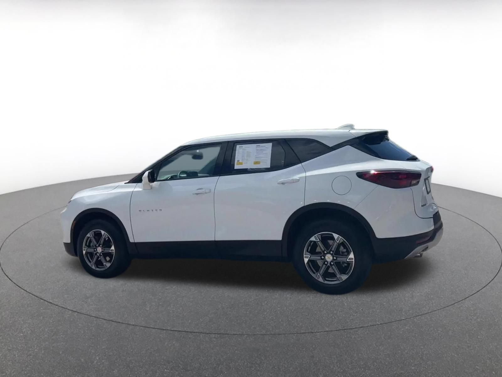 Thumbnail: 2025 Chevrolet Blazer - 11
