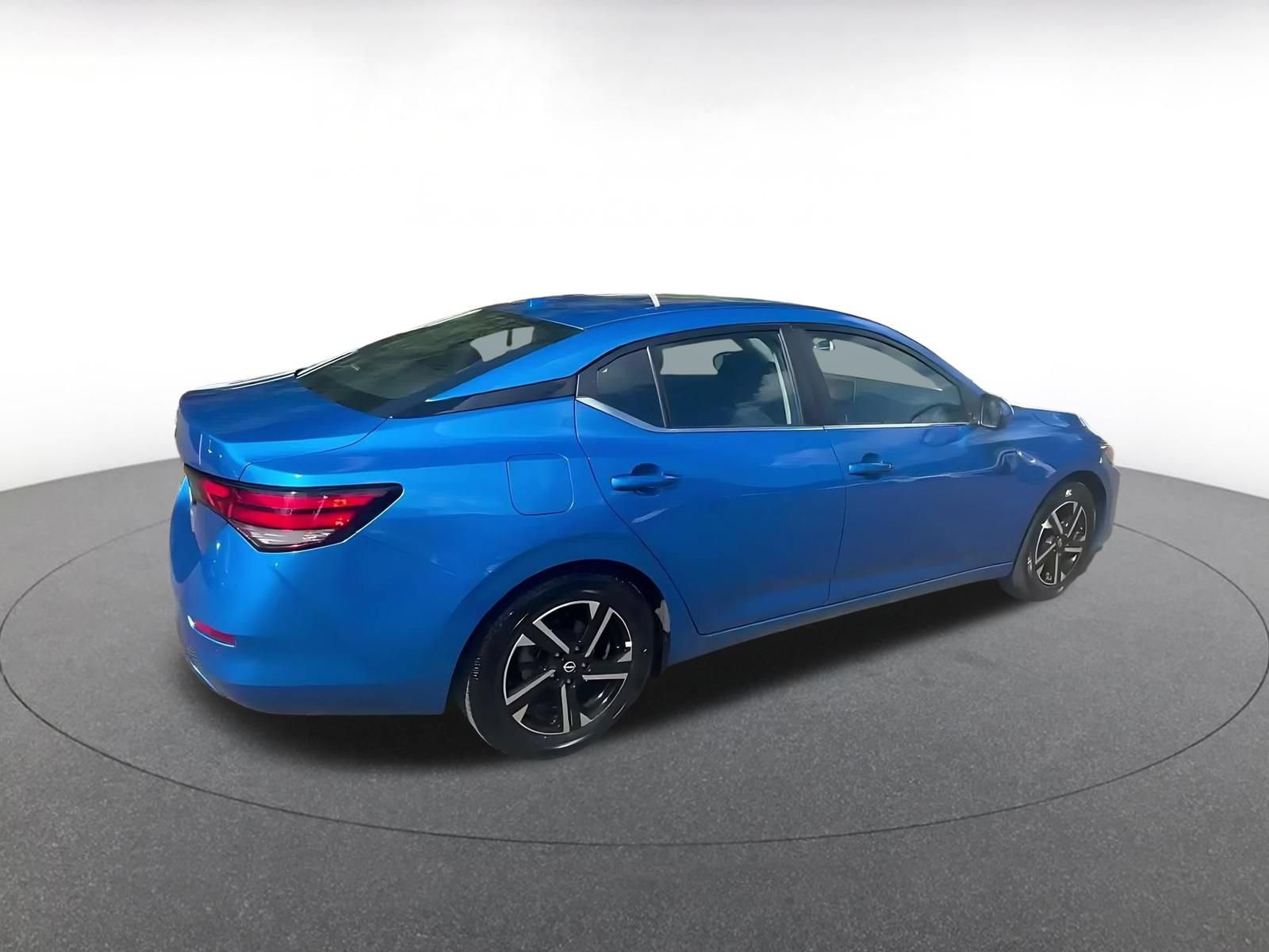 Thumbnail: 2025 Nissan Sentra - 12
