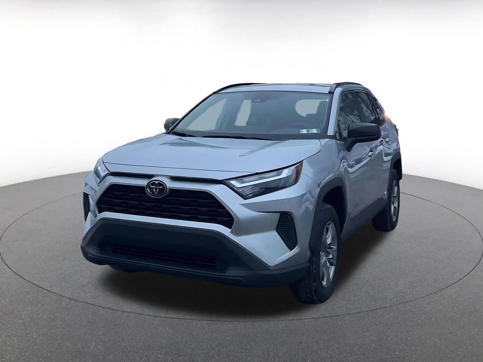 Thumbnail: 2025 Toyota RAV4 - 7
