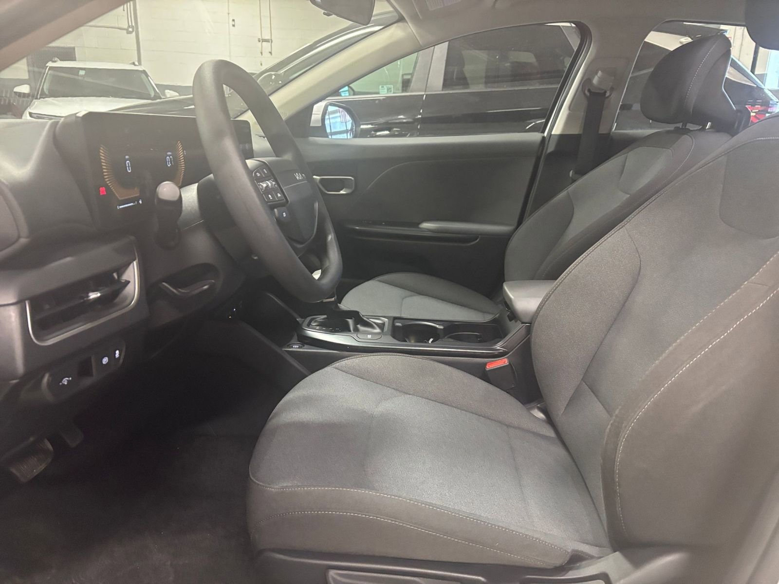 Thumbnail: 2025 Kia K4 - 35