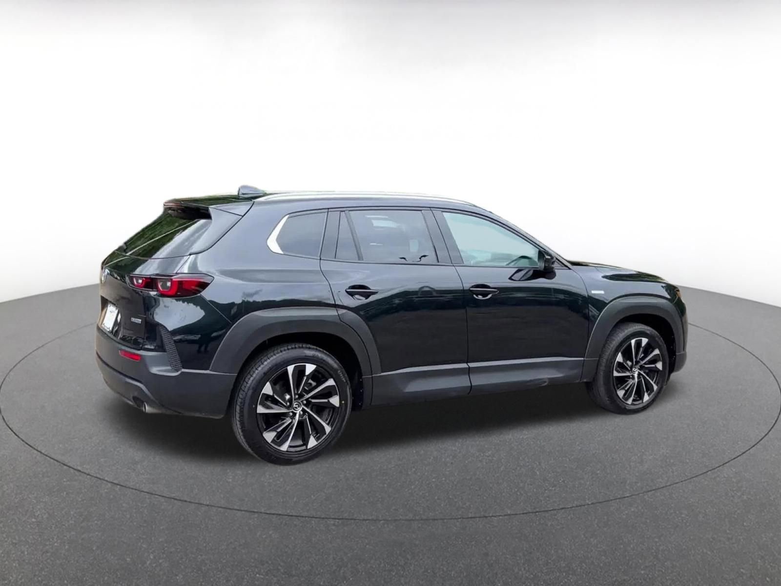Thumbnail: 2025 Mazda CX-50 - 15