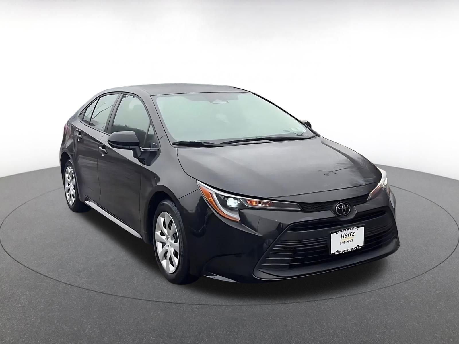 Thumbnail: 2025 Toyota Corolla - 3