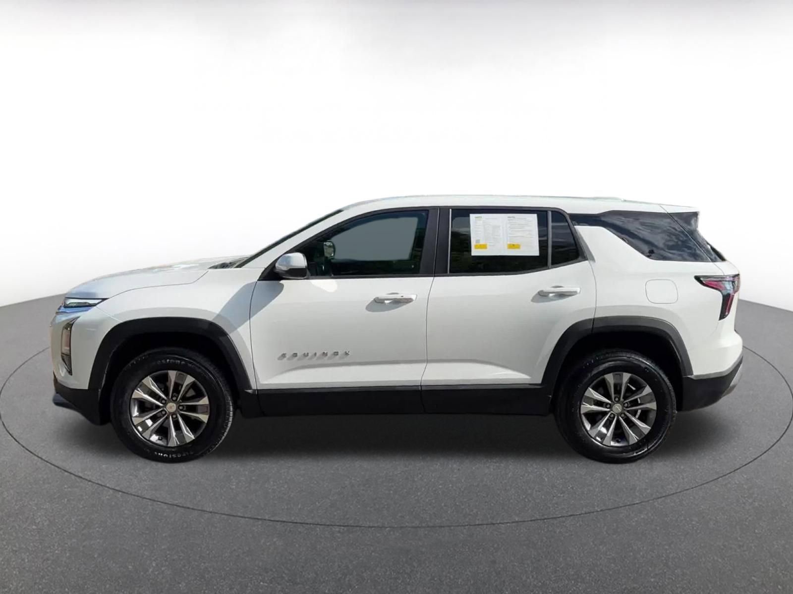 Thumbnail: 2025 Chevrolet Equinox - 9