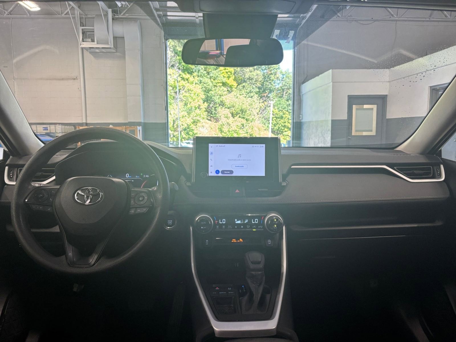 Thumbnail: 2024 Toyota RAV4 - 33