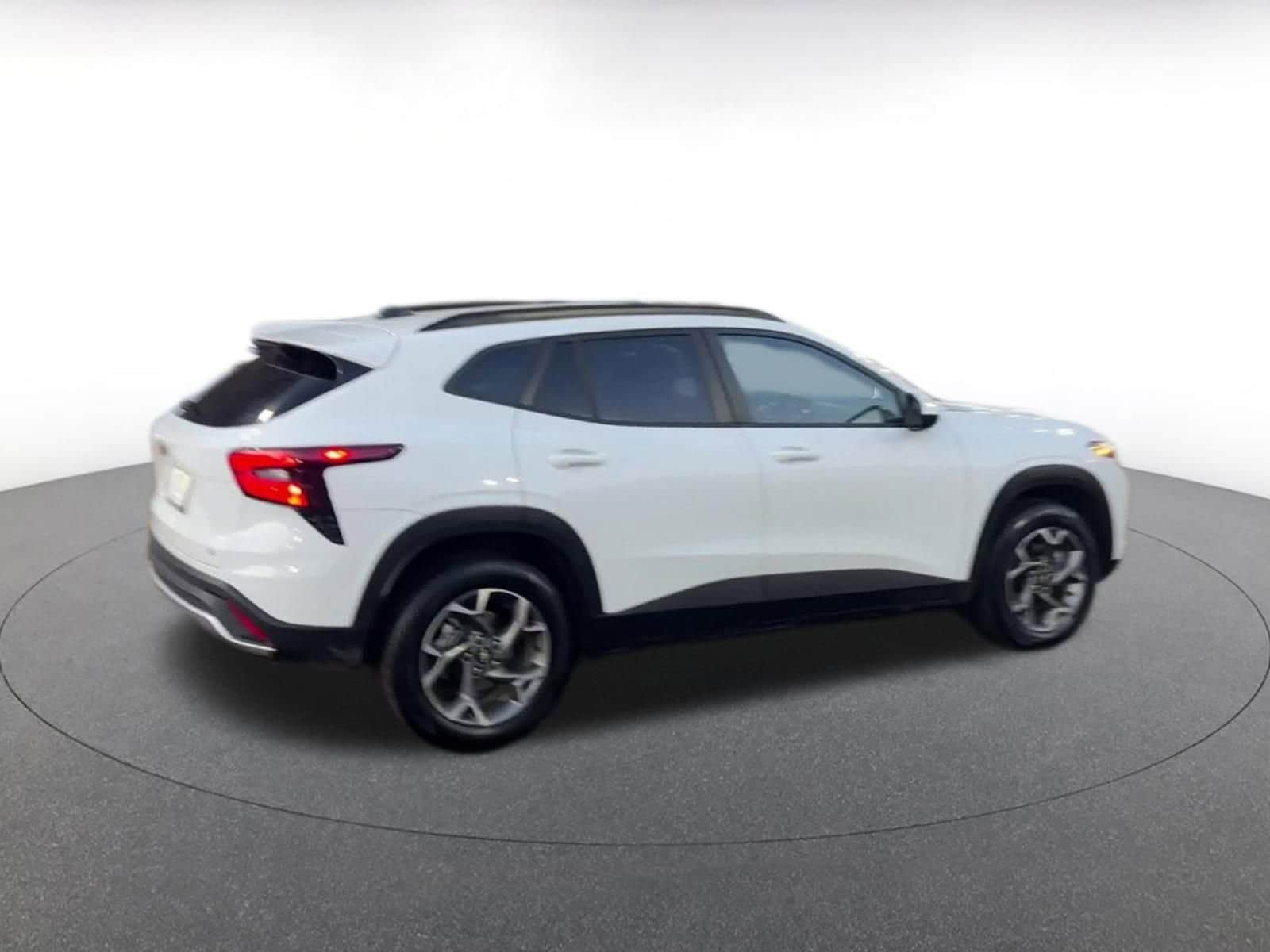 Thumbnail: 2025 Chevrolet Trax - 15