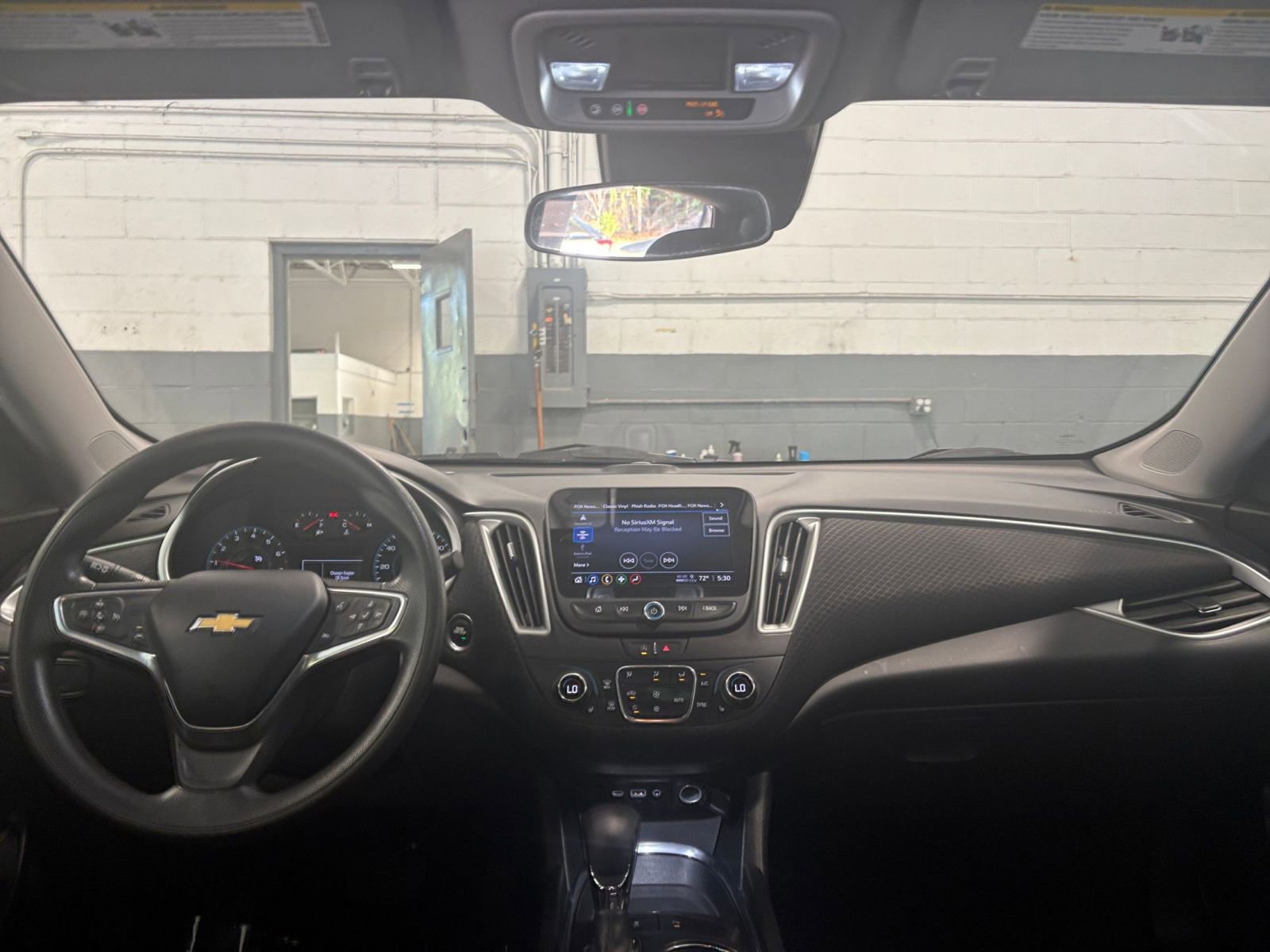 Thumbnail: 2023 Chevrolet Malibu - 33