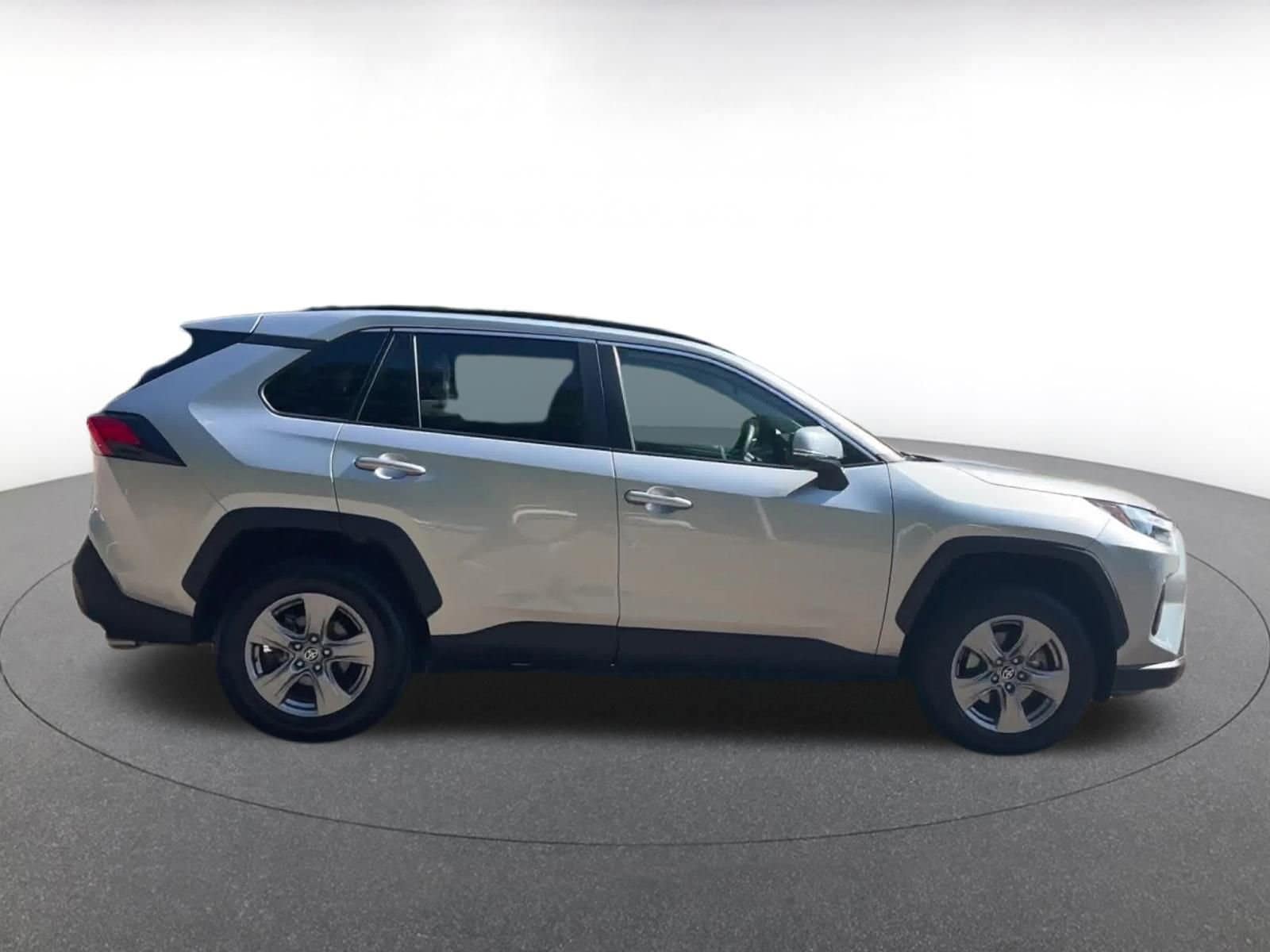 Thumbnail: 2024 Toyota RAV4 - 16