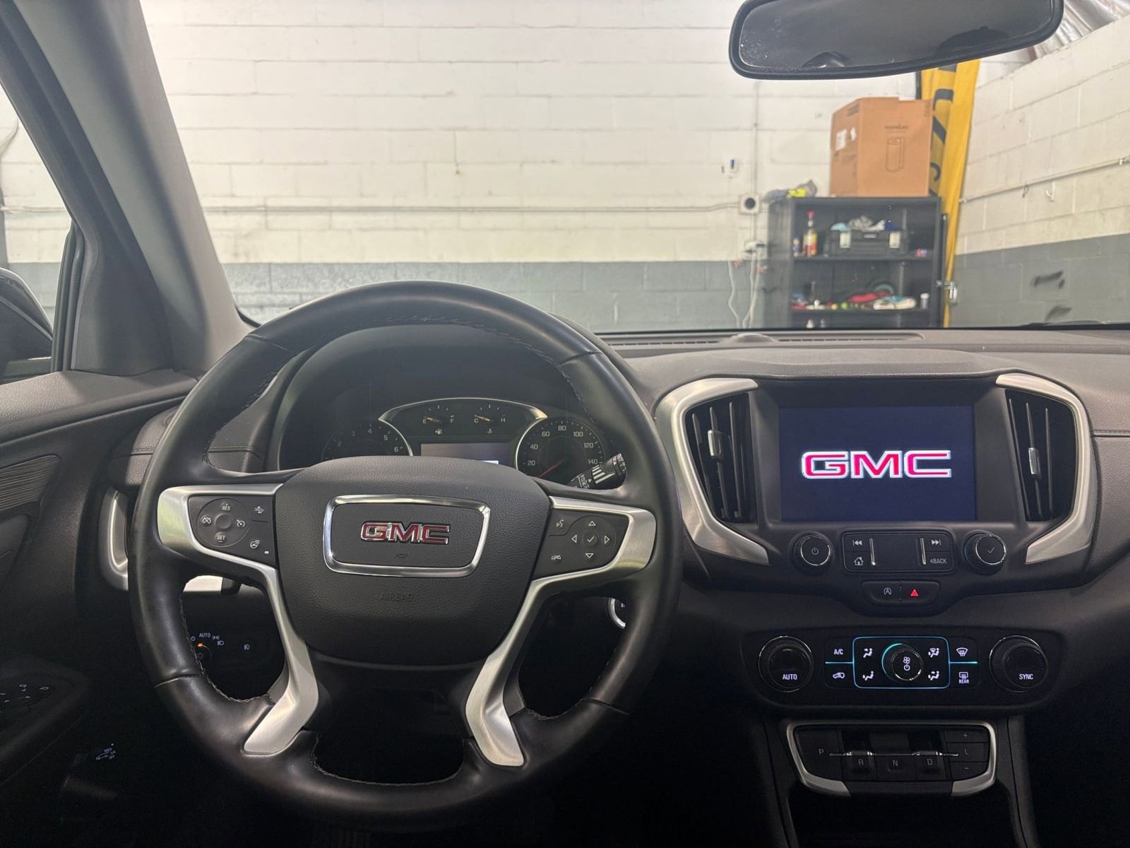 Thumbnail: 2024 GMC Terrain - 34