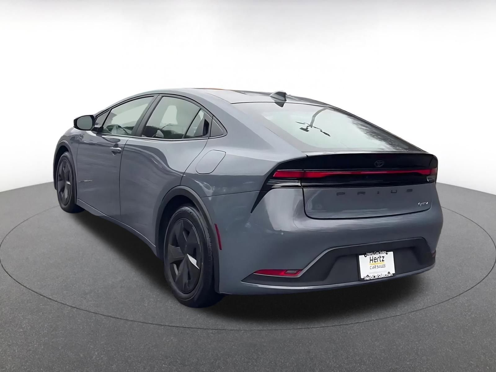 Thumbnail: 2025 Toyota Prius - 11