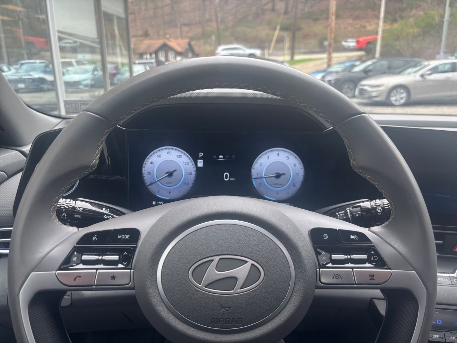 Thumbnail: 2025 Hyundai Elantra - 28