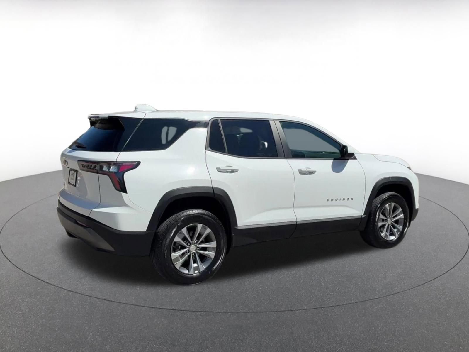 Thumbnail: 2025 Chevrolet Equinox - 14