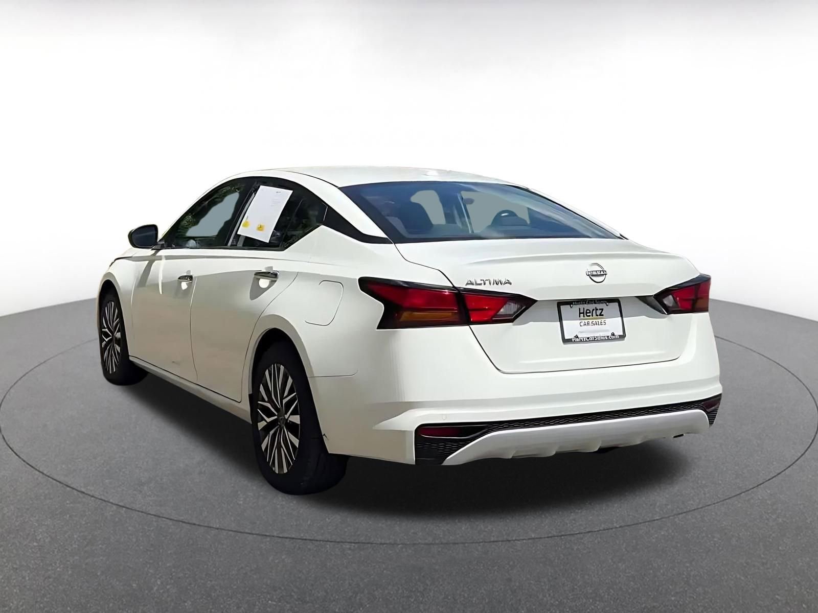 Thumbnail: 2025 Nissan Altima - 11