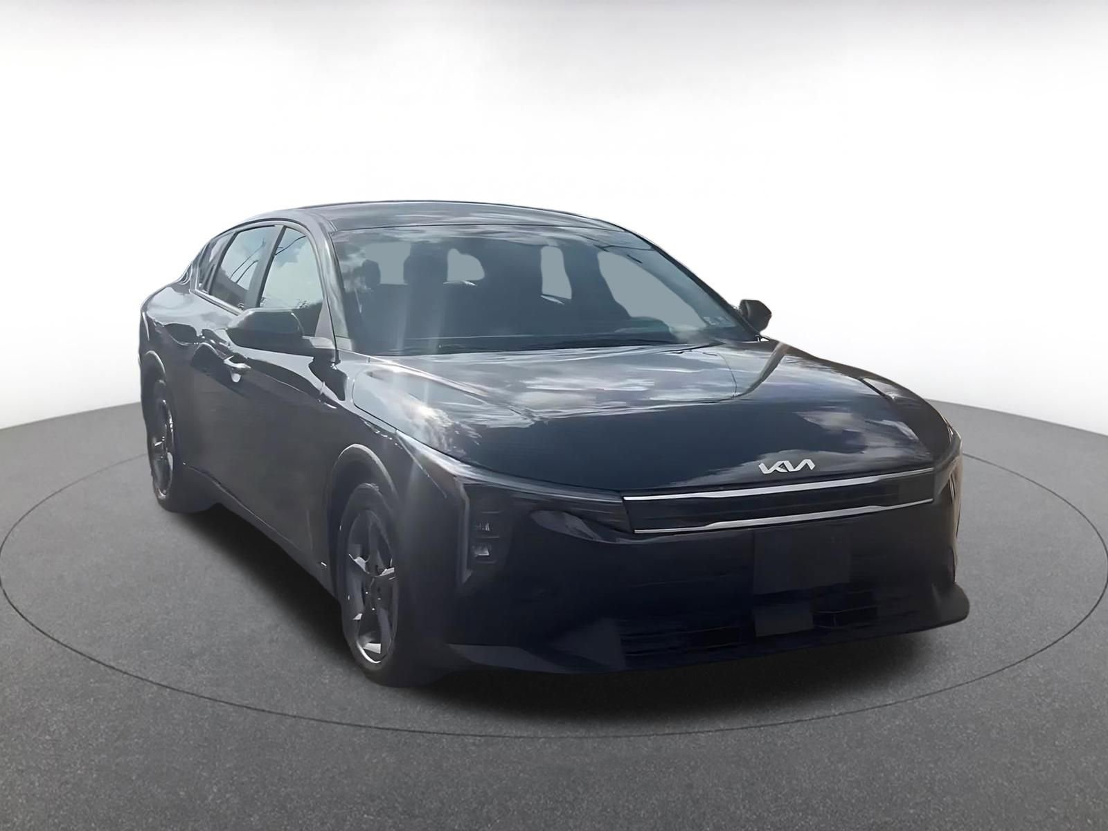 Thumbnail: 2025 Kia K4 - 2