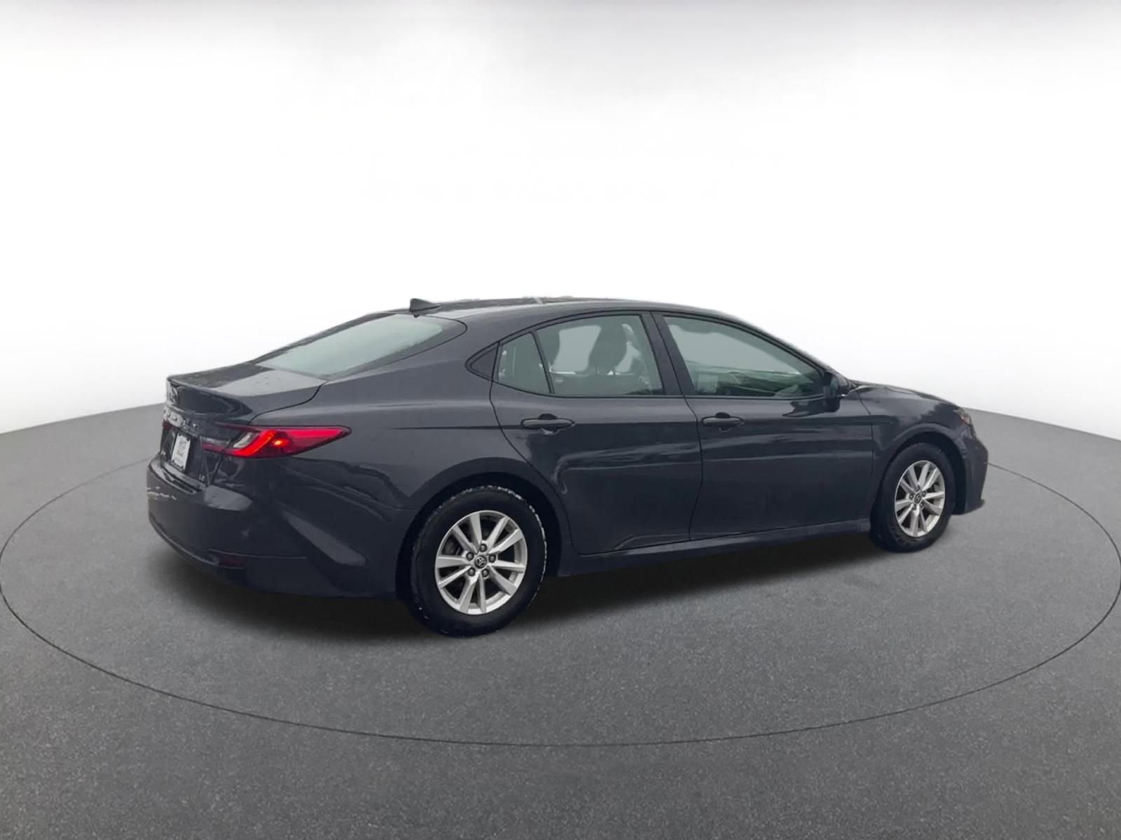 Thumbnail: 2025 Toyota Camry - 15