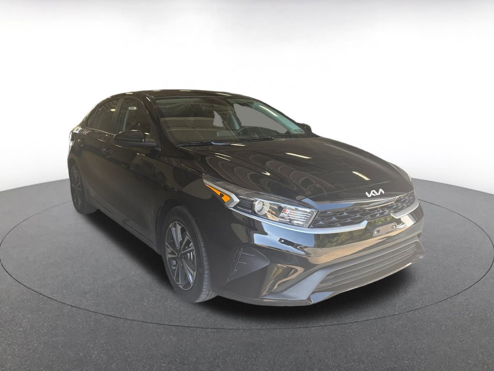 Thumbnail: 2024 Kia Forte - 1