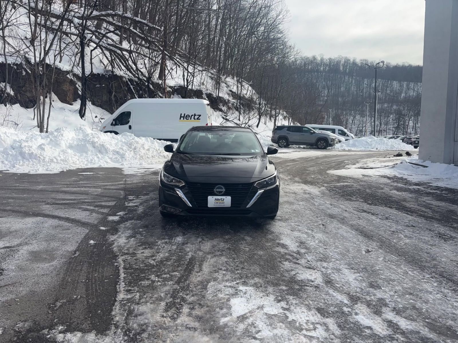 Thumbnail: 2025 Nissan Sentra - 16