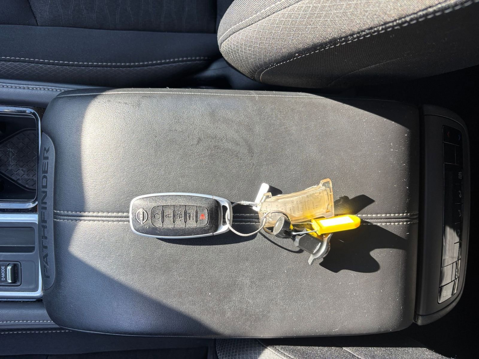 Thumbnail: 2025 Nissan Pathfinder - 22