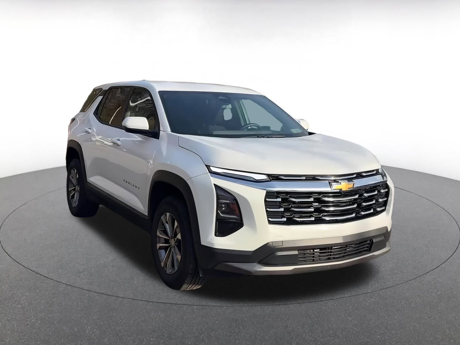 Thumbnail: 2025 Chevrolet Equinox - 3