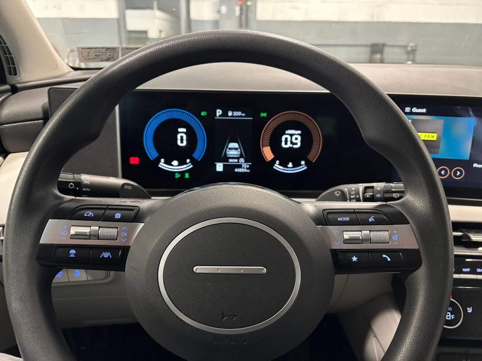 Thumbnail: 2025 Hyundai Tucson - 28