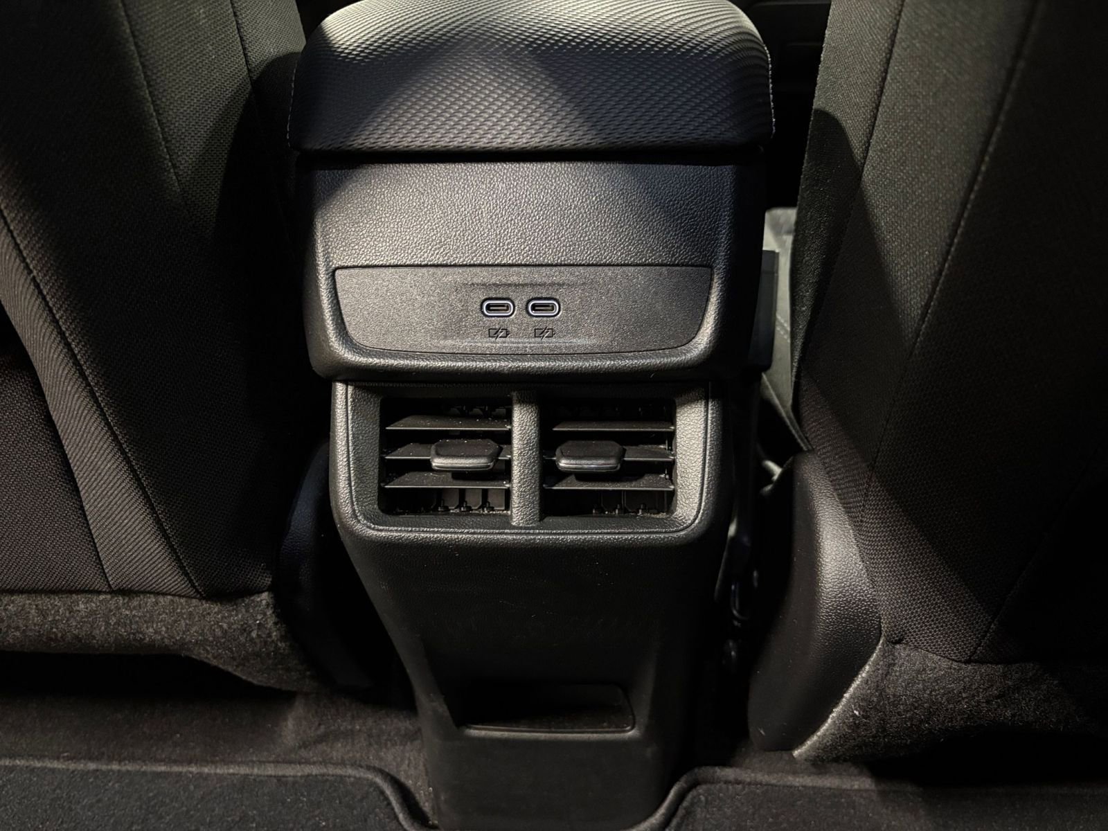 Thumbnail: 2025 Chevrolet Equinox - 23