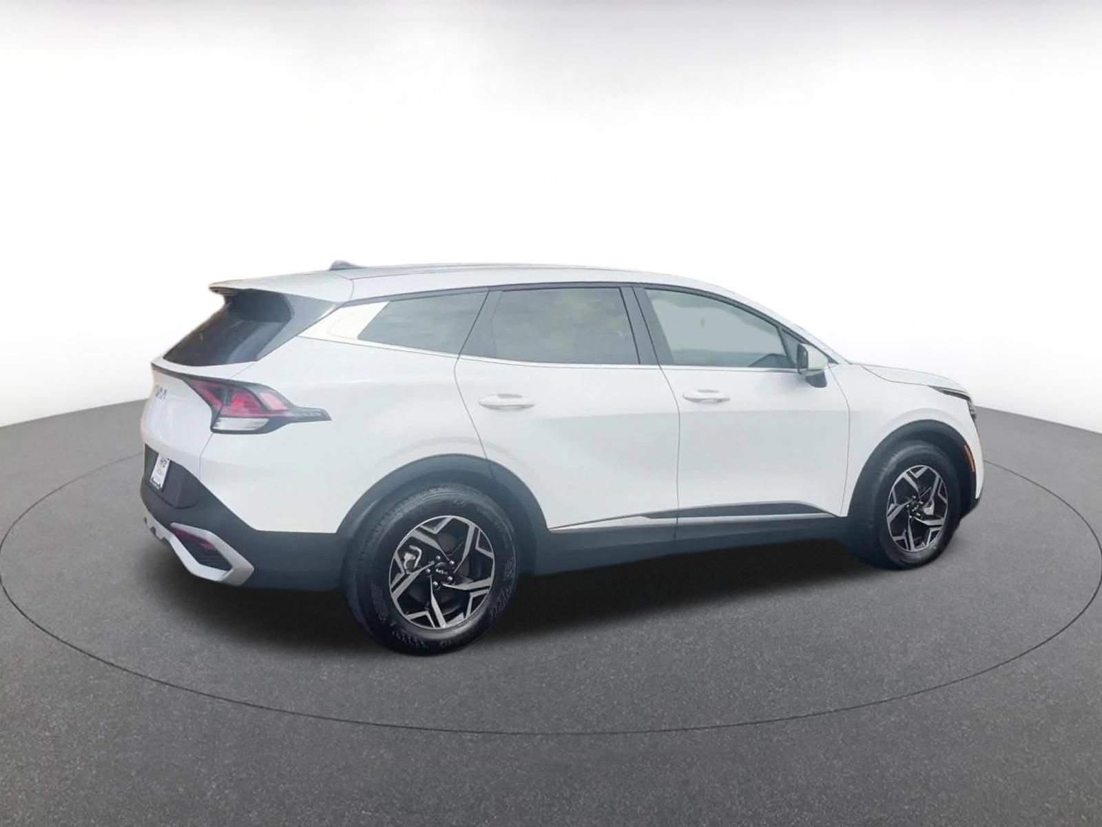 Thumbnail: 2025 Kia Sportage - 15