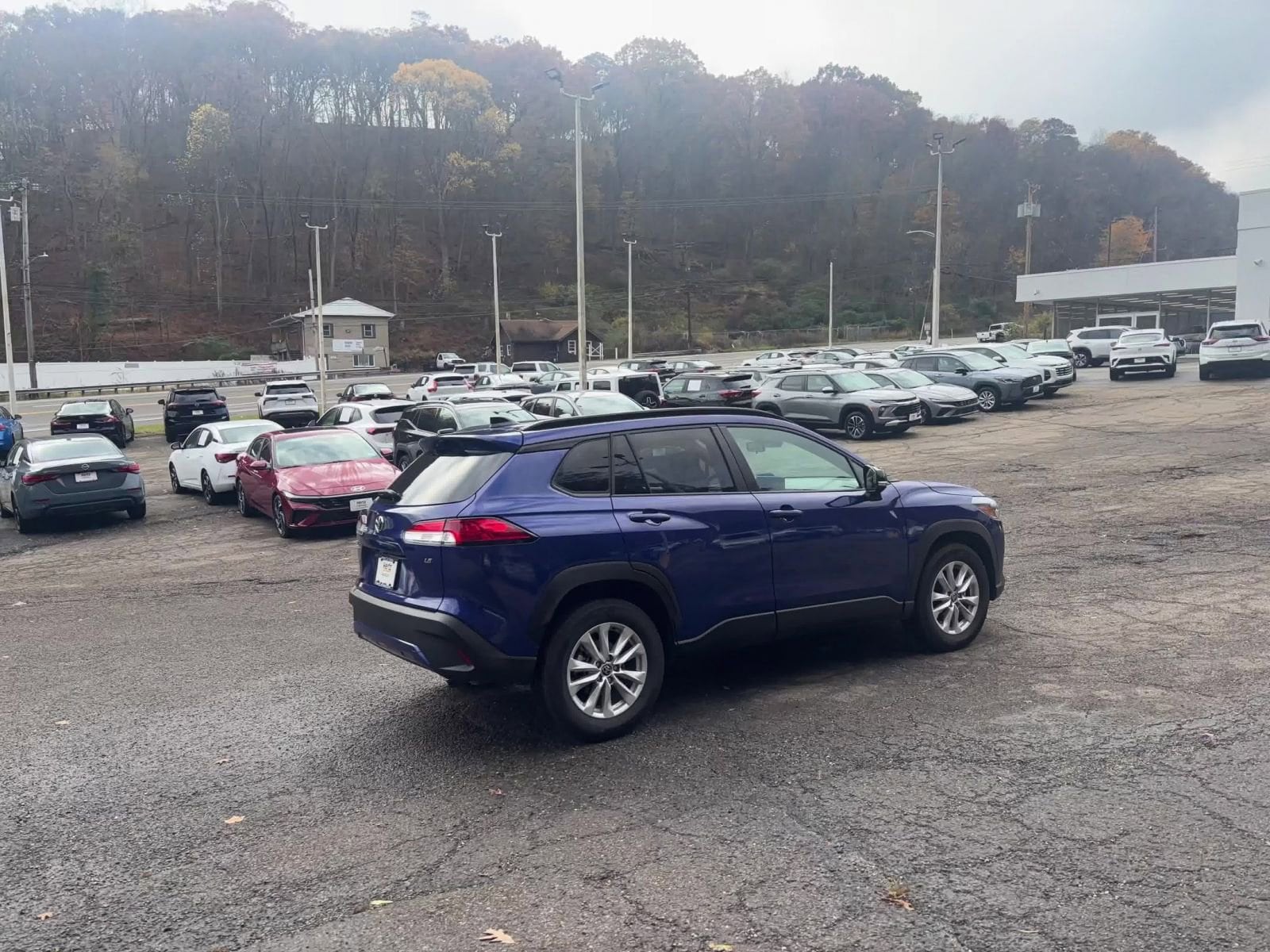 Thumbnail: 2025 Toyota Corolla Cross - 3