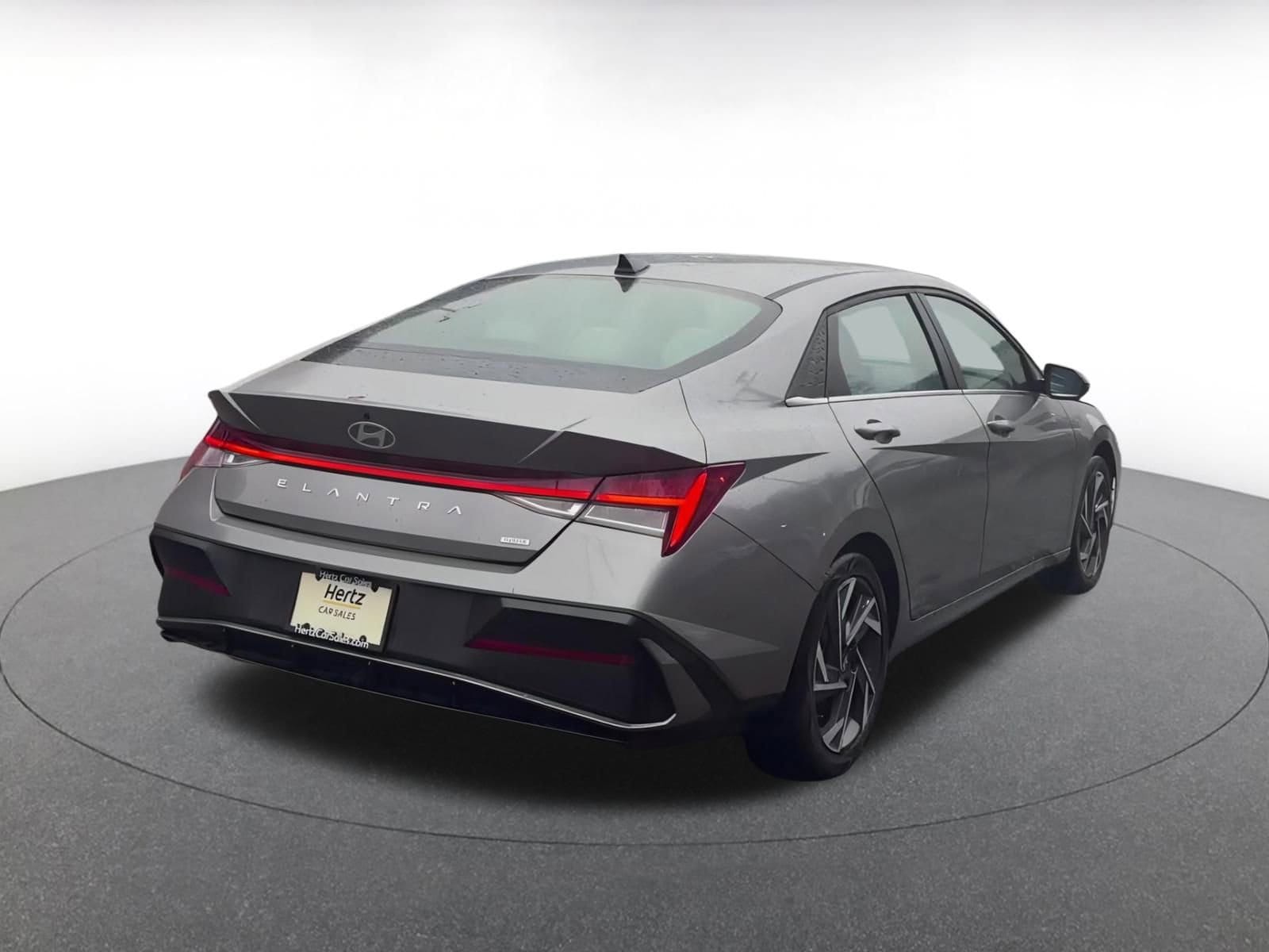 Thumbnail: 2025 Hyundai Elantra - 14