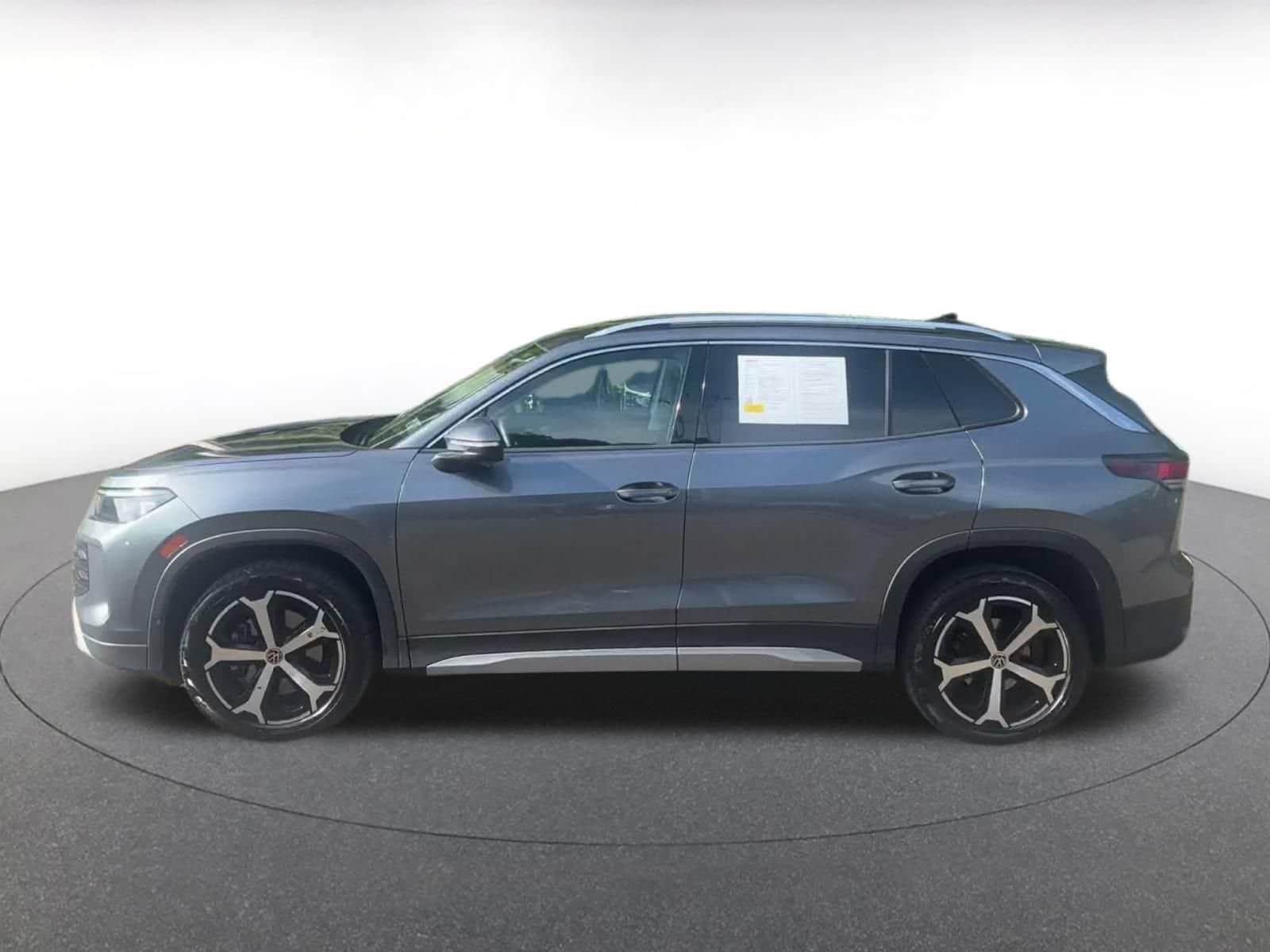 Thumbnail: 2026 Volkswagen Tiguan - 8