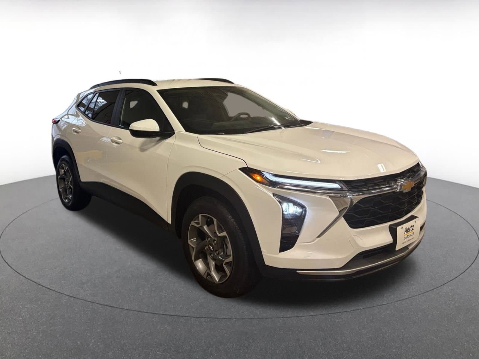 Thumbnail: 2025 Chevrolet Trax - 1