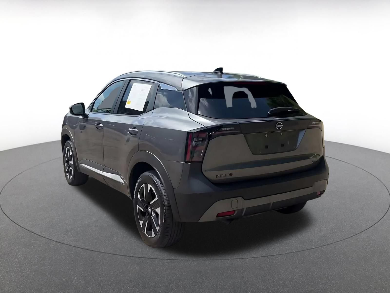 Thumbnail: 2026 Nissan Kicks - 9