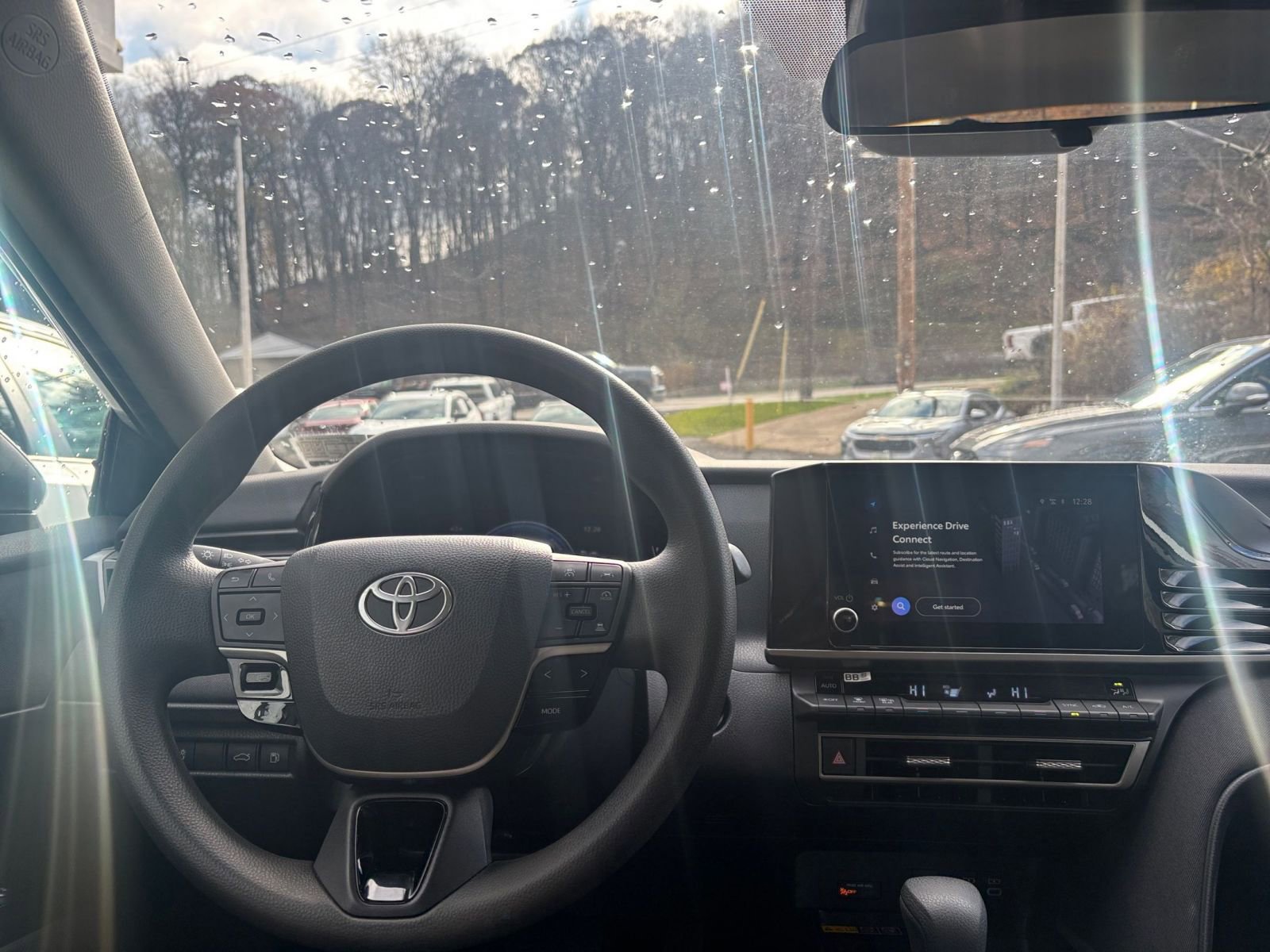 Thumbnail: 2025 Toyota Camry - 33