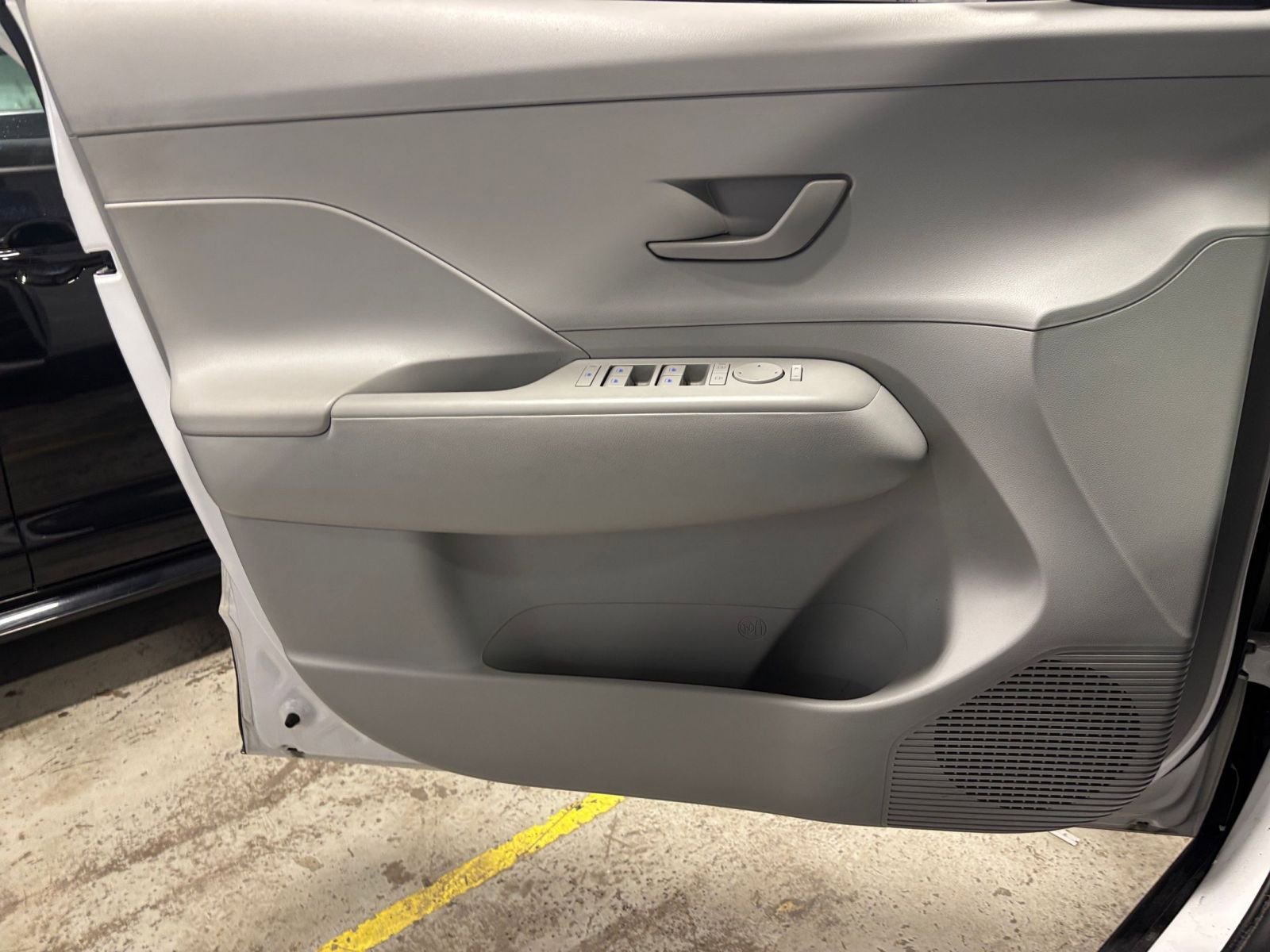 Thumbnail: 2025 Hyundai Kona - 18