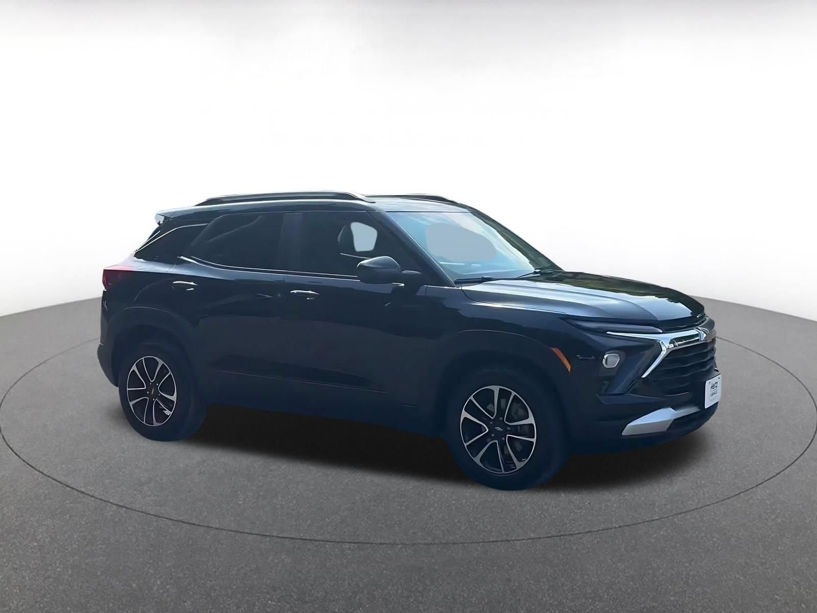 Thumbnail: 2025 Chevrolet TrailBlazer - 2